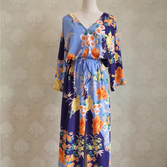 Stunning Nasturtium Caftan Maxi Dress - Picture 5 of 6